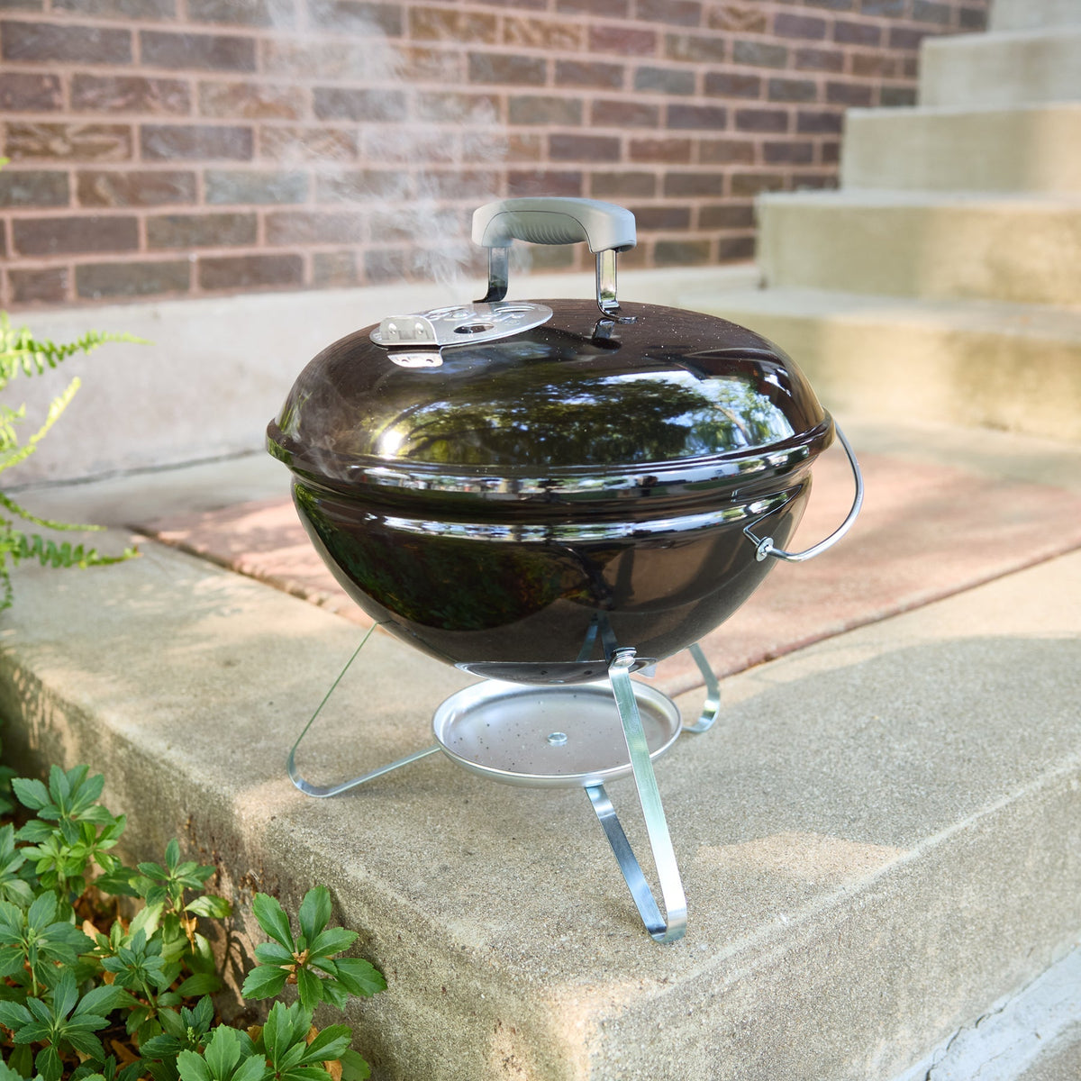 Weber Smokey Joe® 14” Charcoal Grill