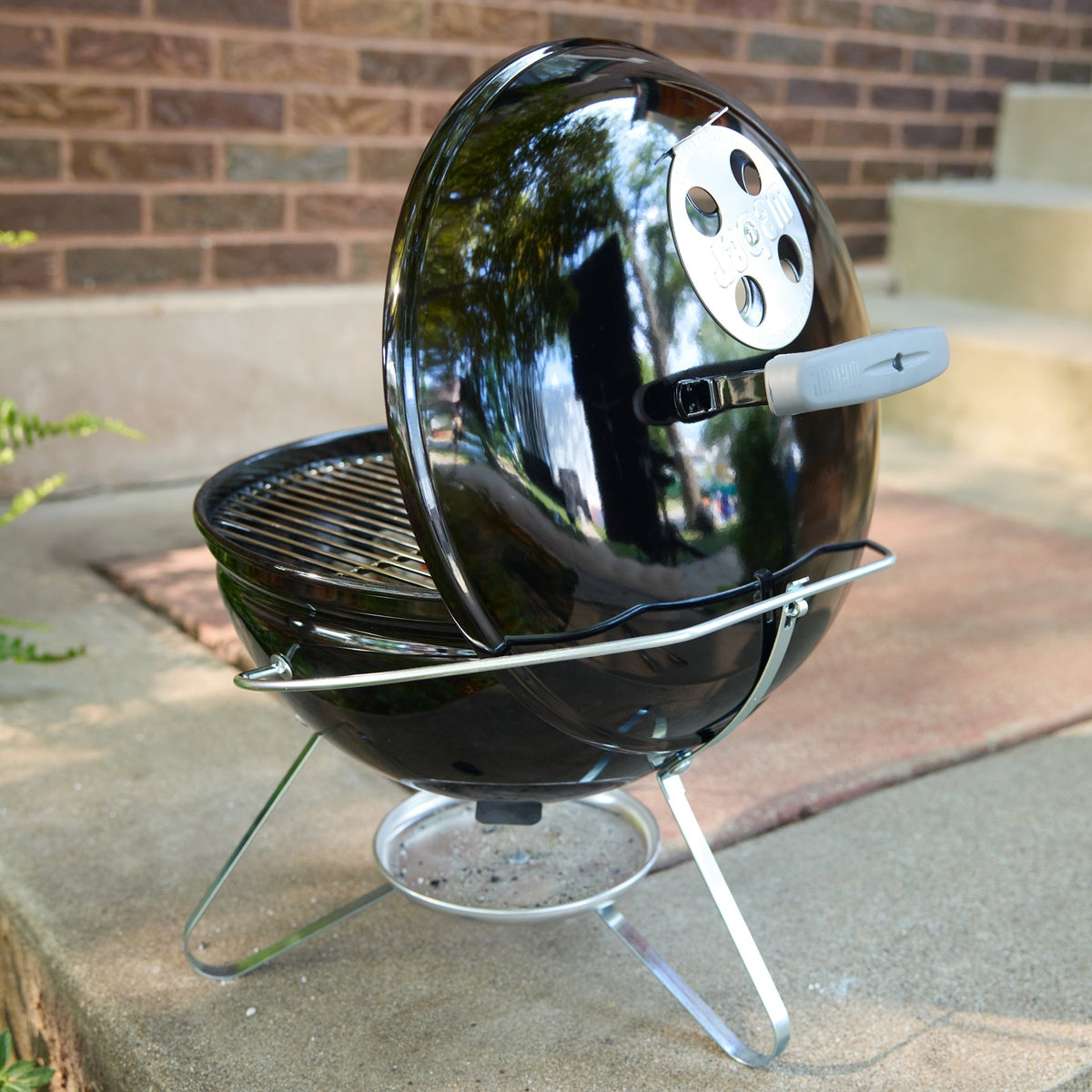Weber Smokey Joe® 14” Charcoal Grill