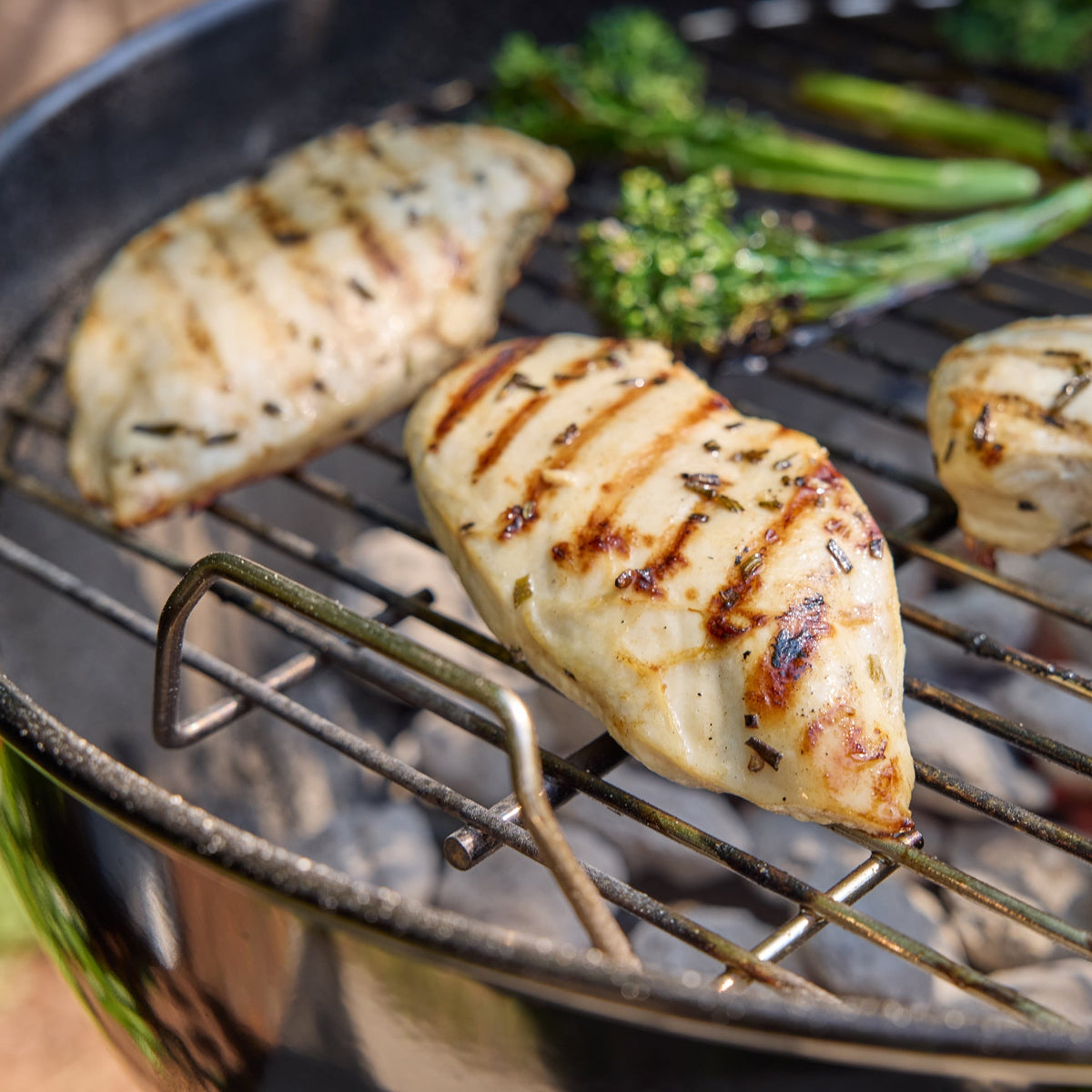 Weber Original Kettle Charcoal Grill 22""